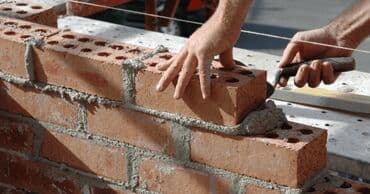 требуется кафелщик: Требуется Каменщик, Оплата Дважды в месяц, Более 5 лет опыта — 1