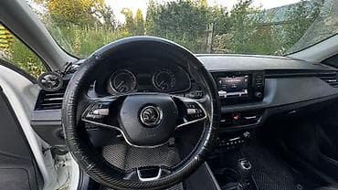 Транспорт: Skoda Rapid: 2020 г., 1.6 л, Автомат, Бензин, Лифтбек — 5