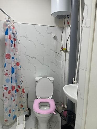 ул западная: Жибек Жолу менен Ростовскаянын кесилишинде бывший зап.автовокзалдын — 6