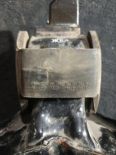 Детали двигателя и моторы в сборе: Подушка мотора Hyundai — 3