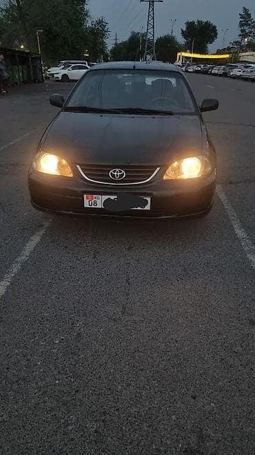 Toyota Avensis: 2000 г., 2 л, Механика, Бензин, Седан — 2