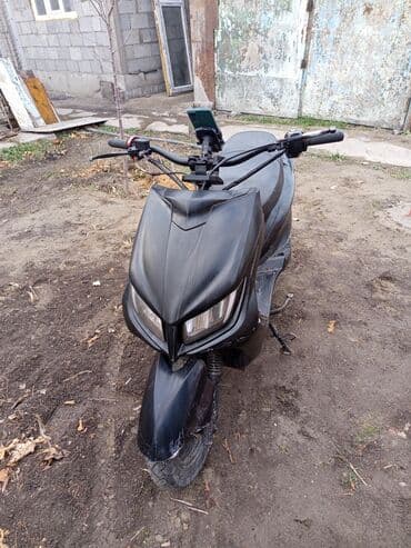 кофры для мотоцикла: Скутер/мопед (черный), класс 50–150 см³ Описание: - Кузов в — 9