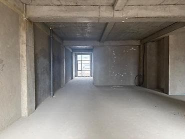 seven development: Просторное коммерческое помещение open space с панорамными окнами. - — 7
