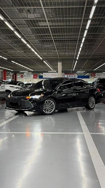 свет для видео: Toyota Avalon: 2019 г., 2.5 л, Вариатор, Гибрид, Седан — 6