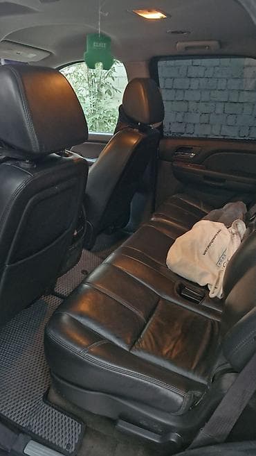 Продажа авто: Chevrolet Tahoe: 2008 г., 5.3 л, Автомат, Газ, Внедорожник — 4