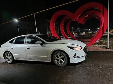 Транспорт: Hyundai Sonata: 2021 г., 2 л, Автомат, Газ, Седан — 2