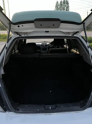 subaru 2000: Subaru Impreza: 2004 г., Автомат, Бензин — 9