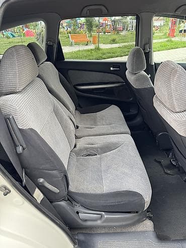 Honda Stream: 2001 г., 1.7 л, Автомат, Бензин, Минивэн — 5