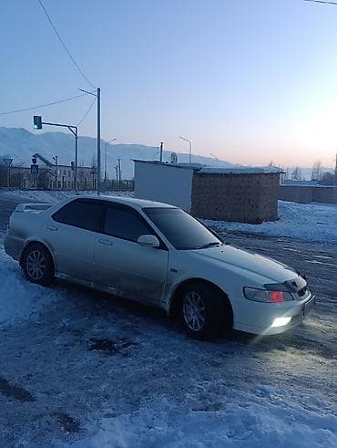 sprinter 315: Honda Accord: 2000 г., 2 л, Автомат, Бензин, Седан — 6
