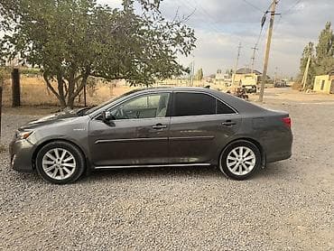 daewoo 2: Toyota Camry: 2012 г., 2.5 л, Автомат, Гибрид, Седан — 4