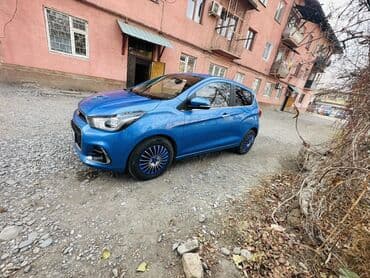 зимние шины на gx: Chevrolet Spark: 2018 г., 1 л, Автомат, Бензиновая, Хэтчбэк — 3