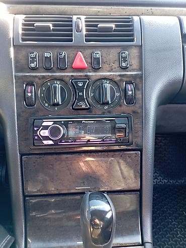 bwm 5: Mercedes-Benz E-Class: 2001 г., 3.2 л, Автомат, Бензин, Седан — 8