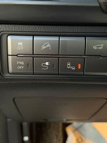 срочно продаю в связи с переездом: Ssangyong Rexton: 2019 г., 2.2 л, Дизель — 21