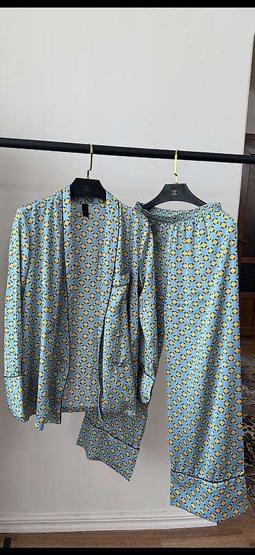 сумки чемоданы: Платья — 1