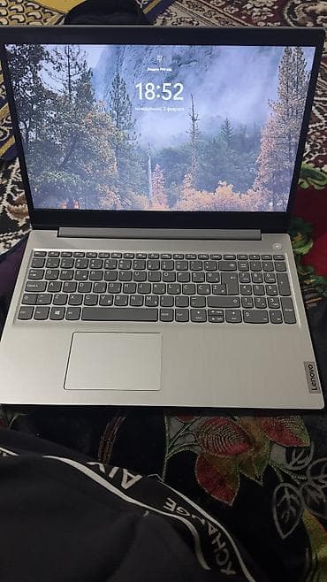 Сканеры: Ноутбук Lenovo с цифровым блоком и полноразмерной клавиатурой - — 4