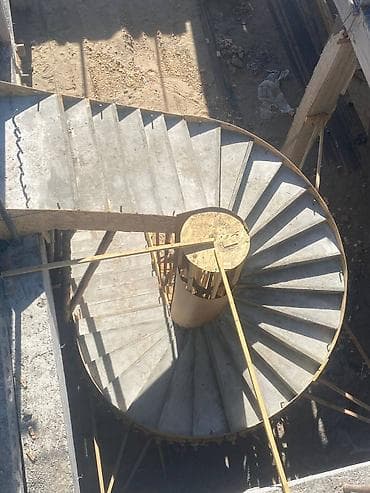 Бетонные лестницы: Бетонная лестница Для дома, Бесплатная консультация, Форма лестницы: Винтовая — 4