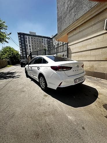 Продажа авто: Hyundai Sonata: 2018 г., 2 л, Автомат, Газ, Седан — 3