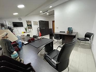 арт сити псо: Аренда офисов, 50 м², В бизнес центре, С видом на горы, С оборудованием, С отдельным сан узлом — 7