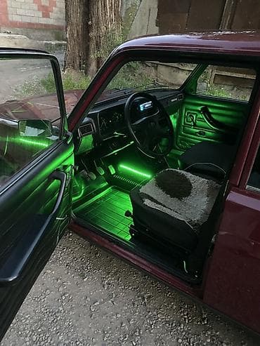 ВАЗ (ЛАДА): ВАЗ (ЛАДА) 2107: 2002 г., Механика, Бензин, Седан — 8