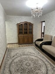 снять комнату на долгий срок: 3 бөлмө, Менчик ээси, Чогуу жашоосу жок, Жарым -жартылай эмереги бар — 2