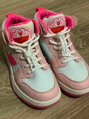 Продаю детские кроссовки!!! Цена окончательная!!! Размер: 37, но