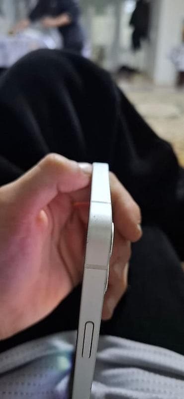 холодильник 12вольт: IPhone 12, Б/у, 128 ГБ, Белый, Чехол, 80 % — 4