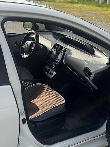 тойота приус с: Toyota Prius: 2016 г., 1.8 л, Гибрид, Хэтчбэк — 7