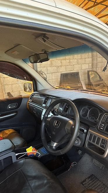 subaru oudback: Honda Stepwgn: 2005 г., 2 л, Автомат, Бензин, Минивэн — 7