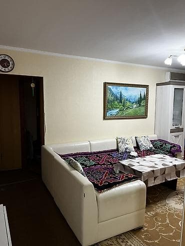 мебельные магазины: 3 комнаты, 58 м², 5 мкр 104 серия, 1 этаж, Требуется ремонт — 1