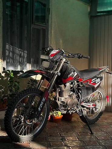 jet moto: Эндуро 250 куб. см, Бензин, Взрослый, Б/у — 2