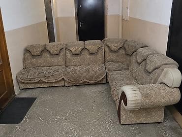 кресло театральное цена: Угловой диван, C подушками — 1