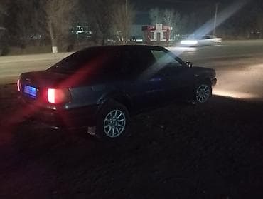 bmw e46: Audi 80: 1992 г., 2 л, Механика, Бензин, Седан — 7