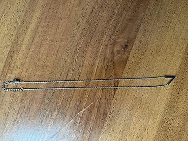 Продам женскую цепочку V (обычная бижутерия) могу обменять на чехол 5-