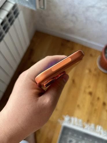 icloud iphone 6s: IPhone 17 Pro, Б/у, 256 ГБ, Оранжевый, Чехол, Защитное стекло, 100 % — 4