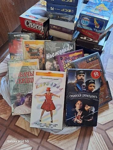 ТВ и видео: Все кассеты за 600 сом Коллекция видеокассет VHS - Формат: VHS — 2