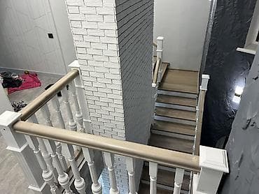 каменный ковёр: Деревянная лестница Для дома, Вид дерева: Дуб, Форма лестницы: Винтовая, Стиль: Классический — 5