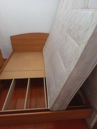 купить кровать с матрасом: Продаётся двуспальный Кровать с изголовьем + матрас, состояние очень — 2