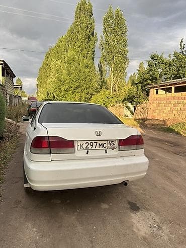 Honda Civic: 2000 г., 1.5 л, Автомат, Бензин, Седан — 3
