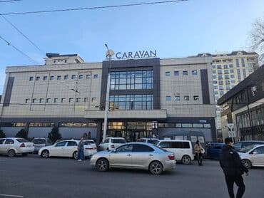 гок таш: Сдаётся полбутика в старом караване, 3 этаж. Хорошая проходимость — 1