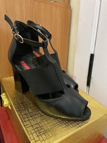 ‼️Женские босоножки на устойчивом каблуке. 39-40 размер‼️срочная цена — 1