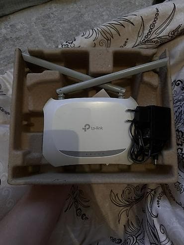 Почти новый отлично работает Wi‑Fi роутер TP‑Link с двумя внешними