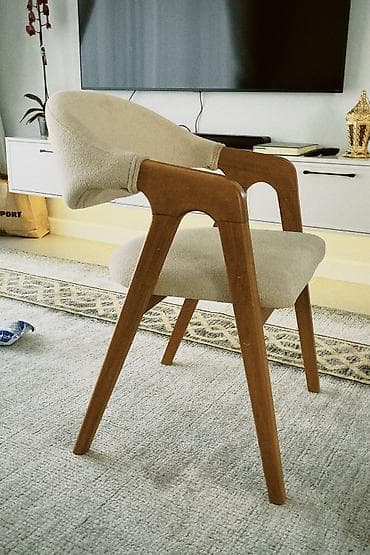 Швейные стулья: Стул для зала, Б/у, Дерево — 2