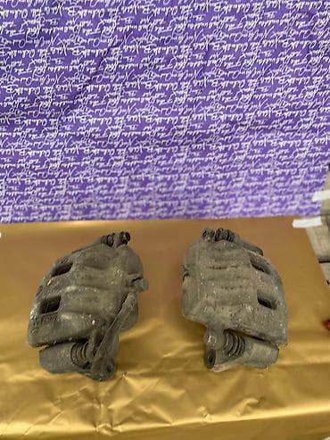 велосипед land rover: Передний правый суппорт Subaru 2001 г., Б/у, Оригинал, Япония — 2