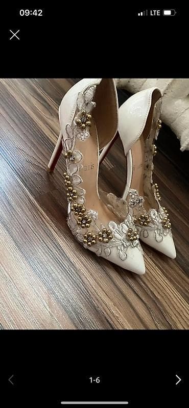 Туфли, 36, Christian Louboutin, Новый, цвет - Белый
