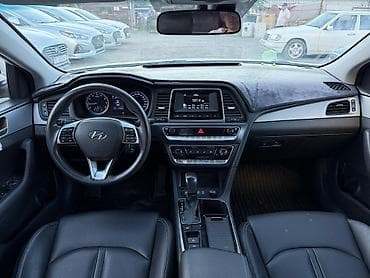 есть рассрочка: Hyundai Sonata: 2020 г., 2 л, Автомат, Газ, Седан — 9