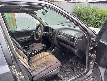 tracker gps: Volkswagen Golf: 1993 г., 1.6 л, Механика, Бензин, Хэтчбэк — 7
