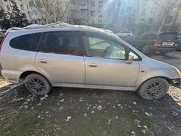 h rv: Продаются запасные части на Honda Stream (RN) — кузов 2002 года — 4