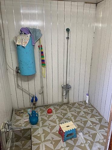 продам гараж: Срочно срочно Продается дом с просторным крытым двором и гаражными — 7