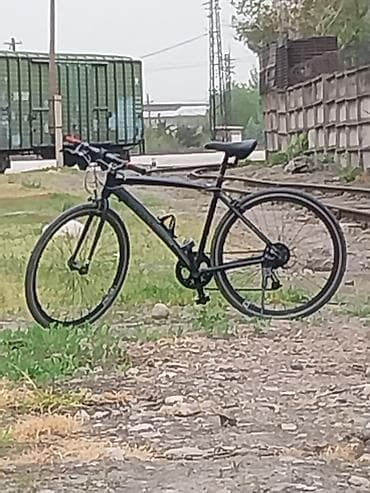 forward apache: Городской/фитнес‑велосипед с прямой рамой и 28" колесами — 2