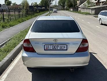 Унаа сатуу: Toyota Camry: 2004 г., 2.4 л, Автомат, Бензин, Седан — 4